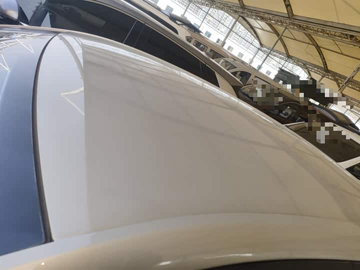 Фото 27 - Roewe i5