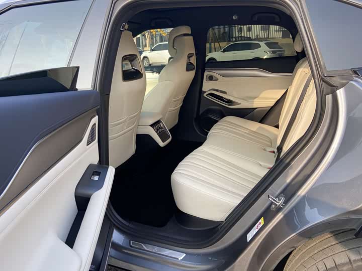 Фото 8 - BYD Song L