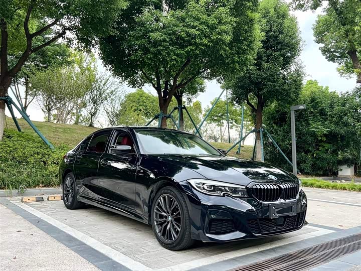 Фото 3 - BMW 3 Series