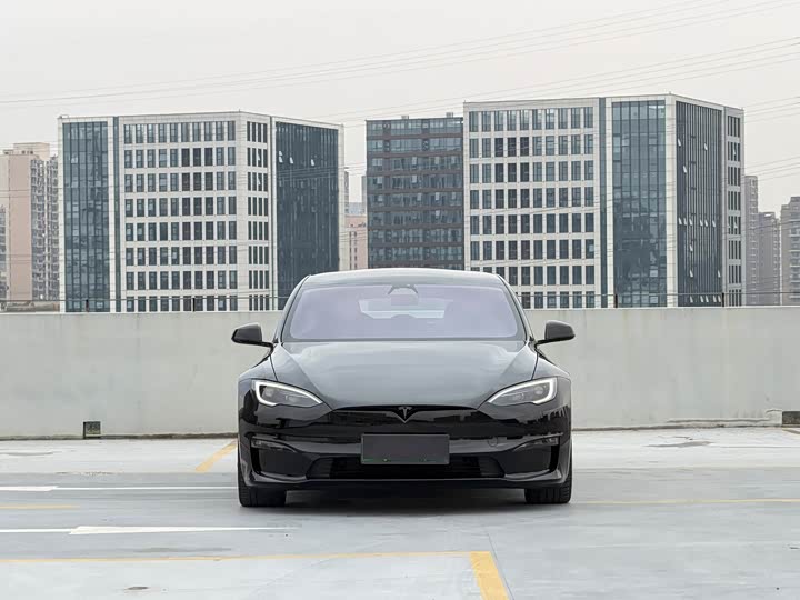 Фото 2 - Tesla Model S