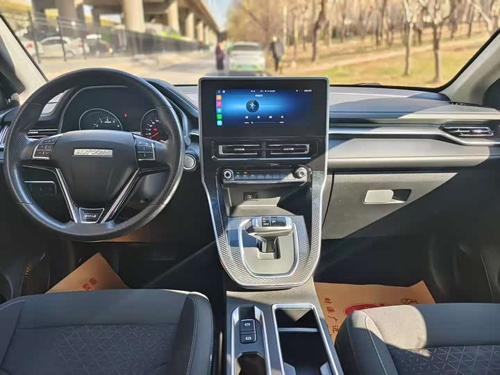 Фото 4 - Haval M6