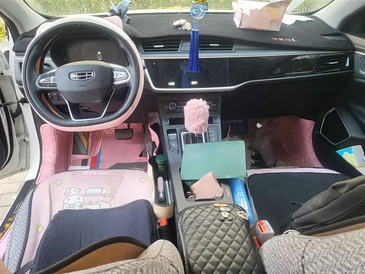 Фото 13 - Geely Emgrand GL