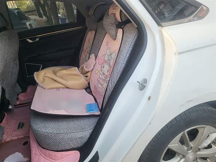 Фото 15 - Geely Emgrand GL