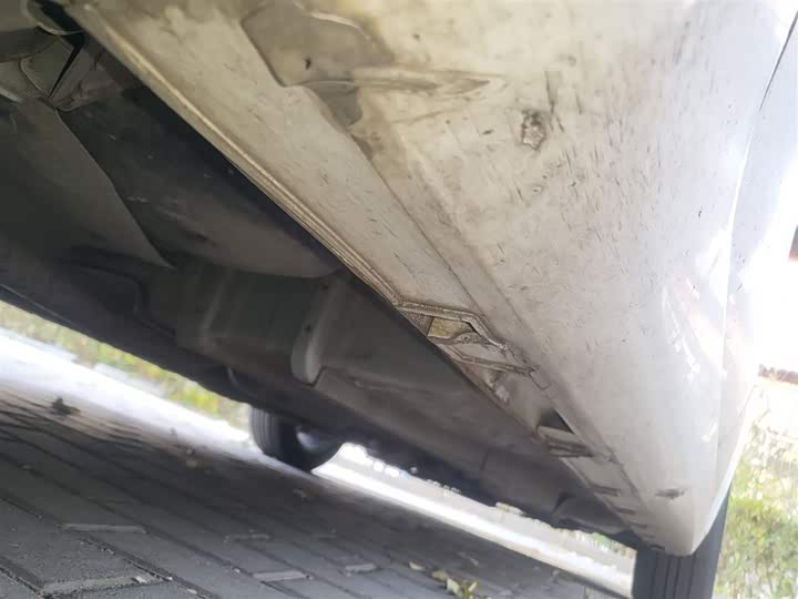 Фото 17 - Geely Emgrand GL