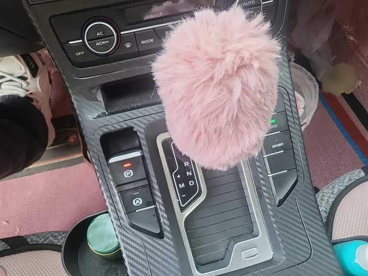 Фото 7 - Geely Emgrand GL