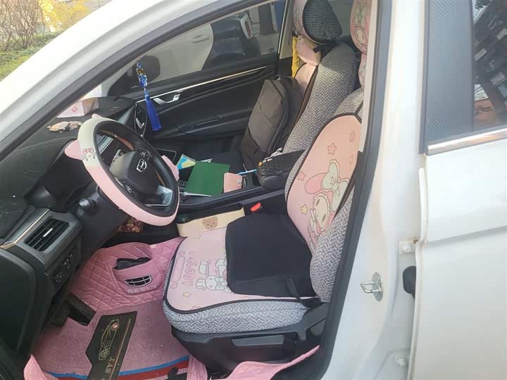 Фото 8 - Geely Emgrand GL