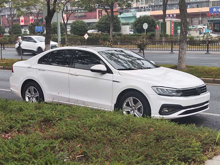 Фото 3 - Volkswagen Lamando L