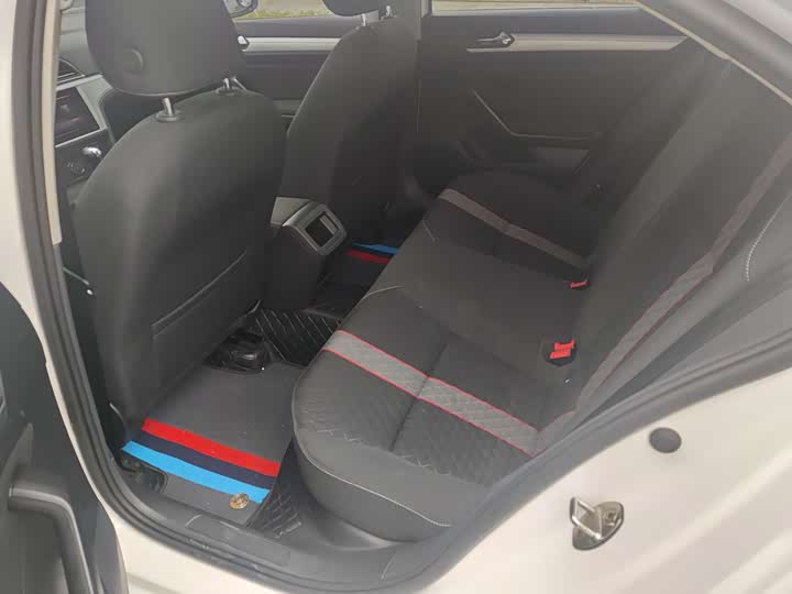 Фото 6 - Volkswagen Lamando L