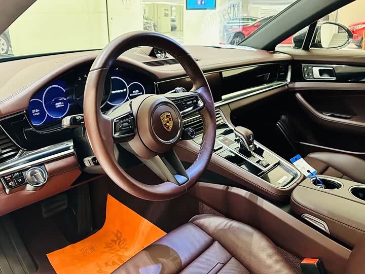 Фото 4 - Porsche Panamera