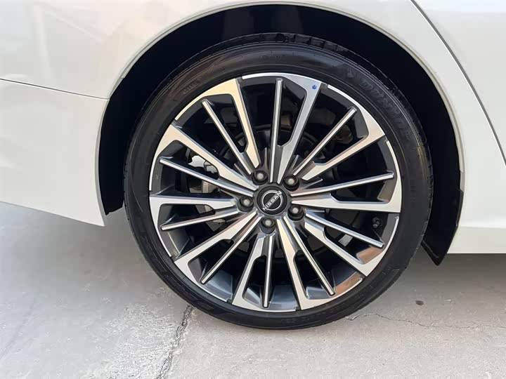 Фото 19 - Nissan Teana