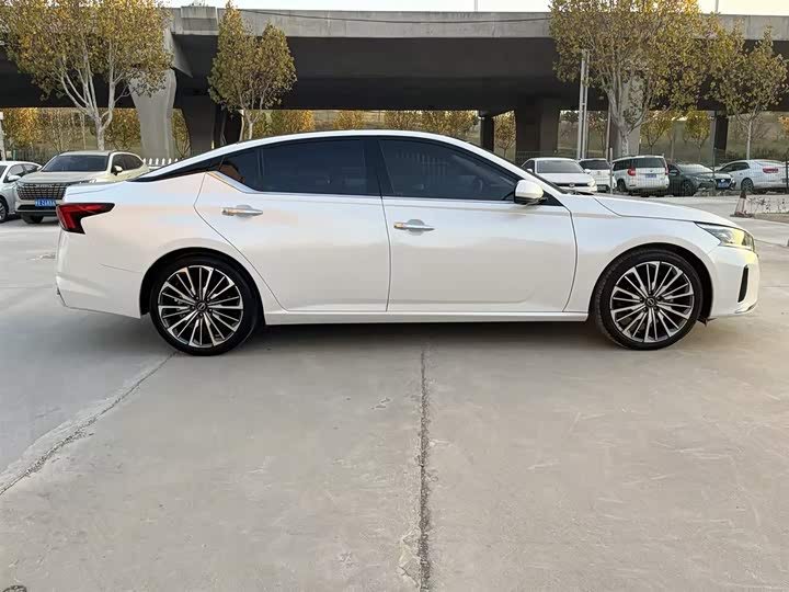 Фото 5 - Nissan Teana