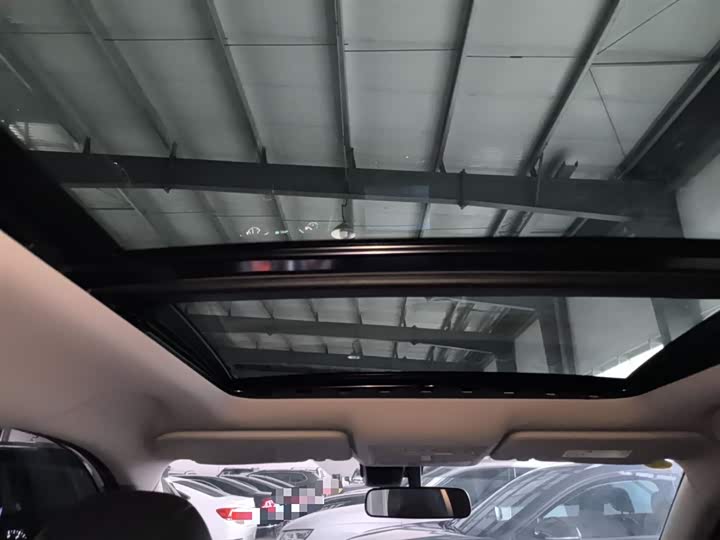 Фото 18 - Nissan X-Trail