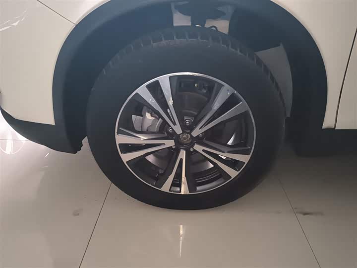 Фото 23 - Nissan X-Trail