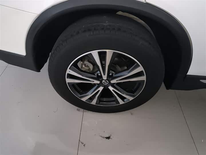 Фото 26 - Nissan X-Trail