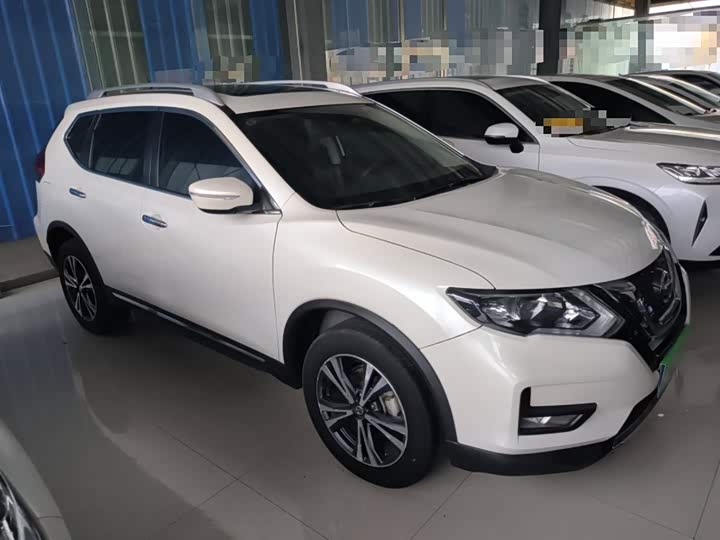 Фото 4 - Nissan X-Trail