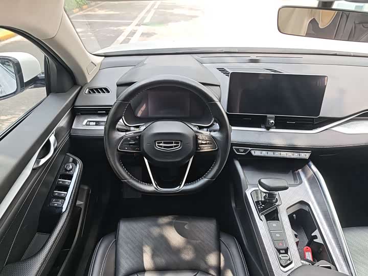 Фото 16 - Geely Preface