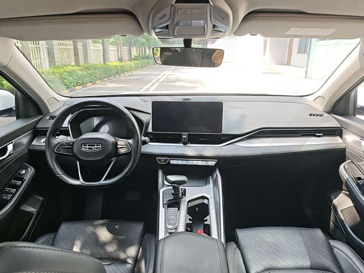 Фото 17 - Geely Preface