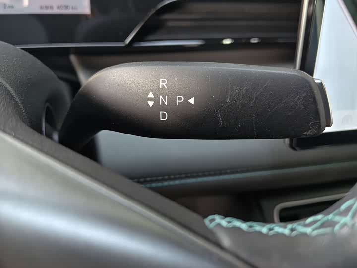 Фото 13 - BYD Qin L