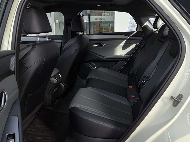 Фото 5 - BYD Qin L