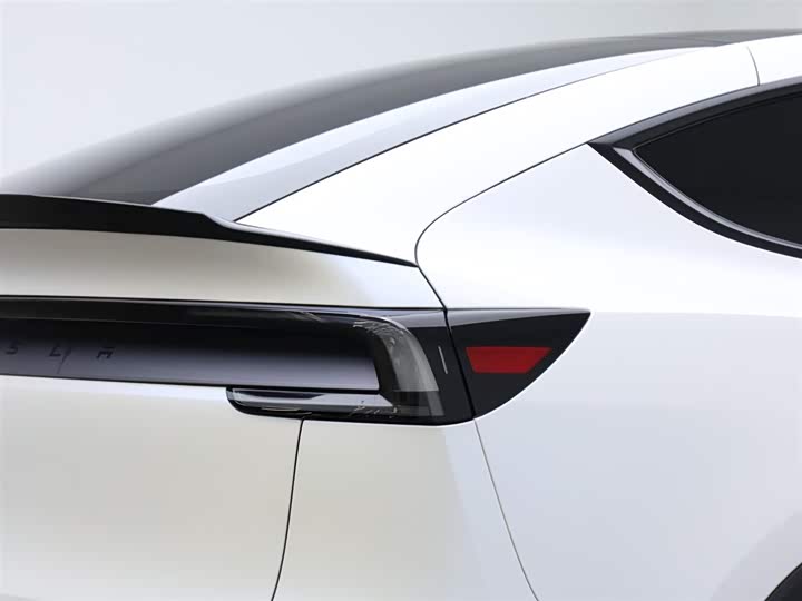 Фото 7 - Tesla Model Y