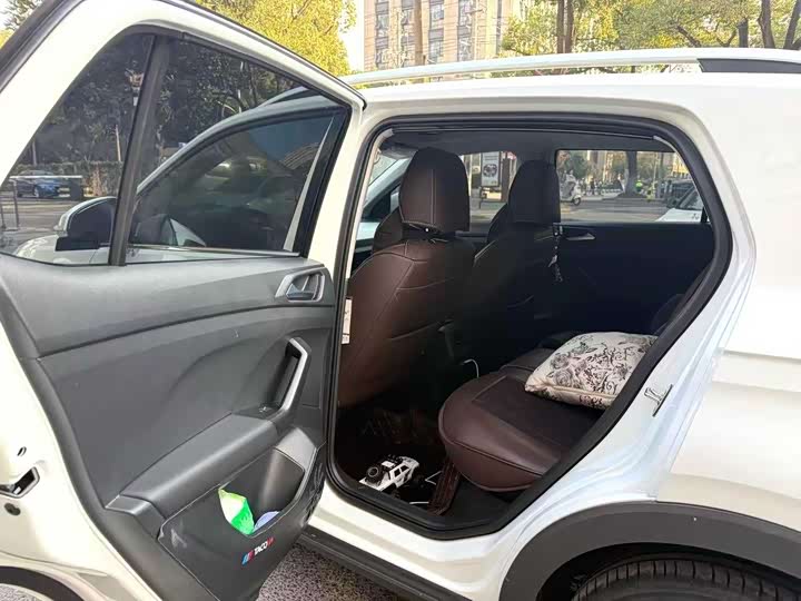 Фото 6 - Volkswagen Tacqua