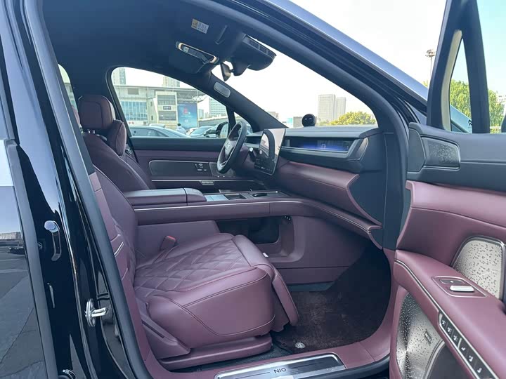 Фото 10 - Nio ES8