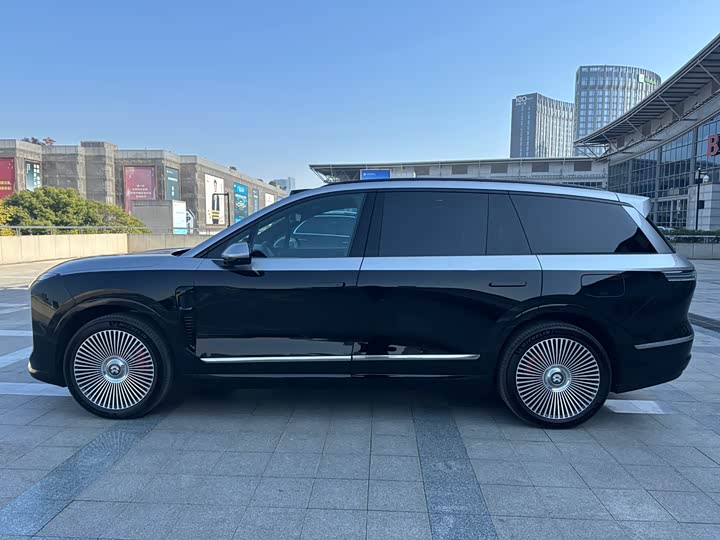 Фото 4 - Nio ES8