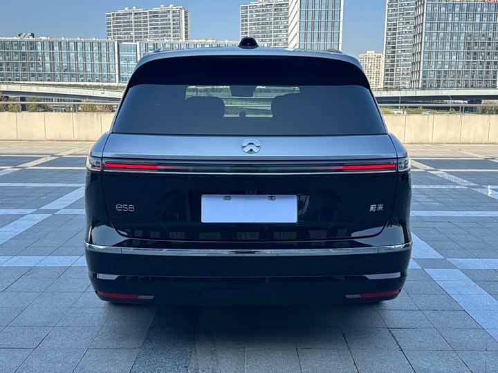 Фото 5 - Nio ES8