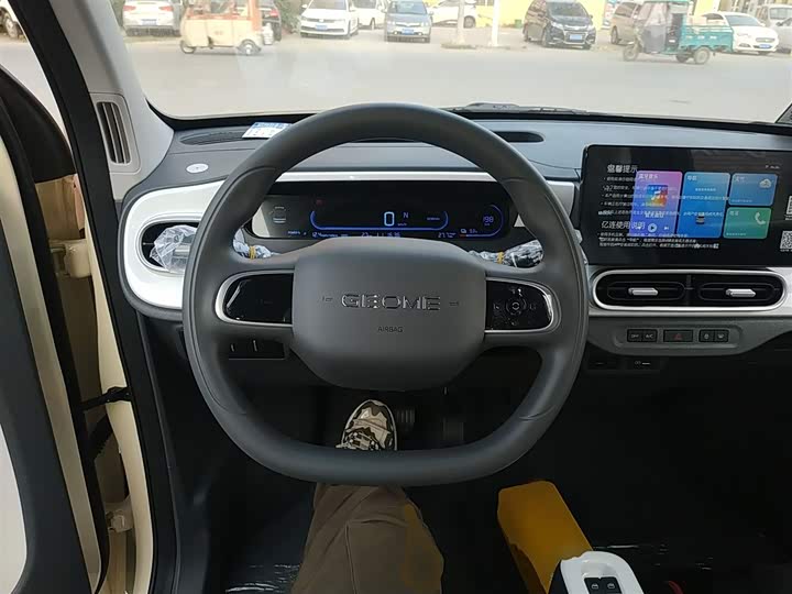 Фото 11 - Geely Galaxy Panda Mini