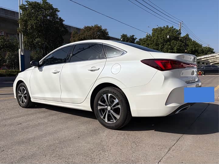 Фото 4 - Changan Eado Plus