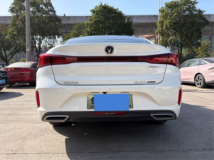 Фото 5 - Changan Eado Plus