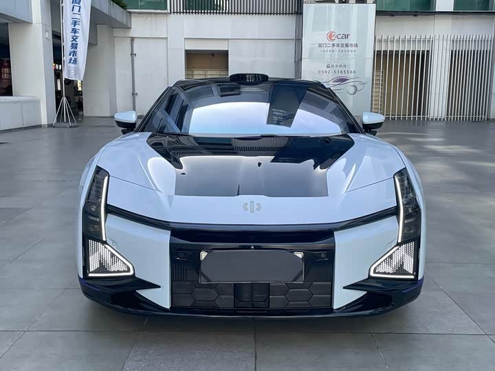 Фото 4 - HiPhi Z