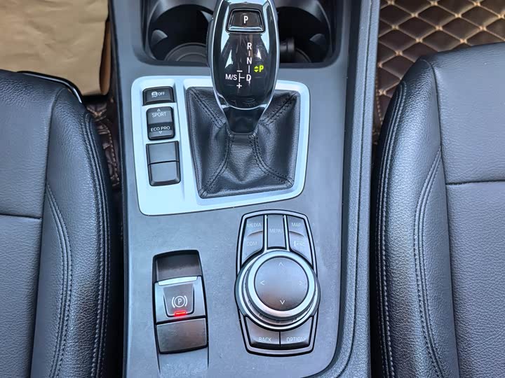 Фото 14 - BMW 1 Series