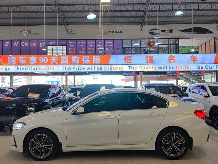 Фото 3 - BMW 1 Series