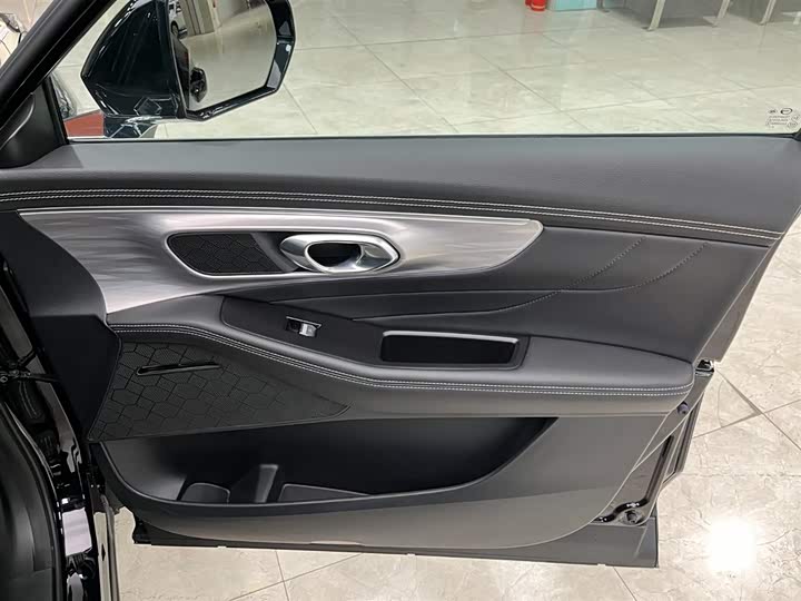 Фото 12 - GAC Trumpchi GS8