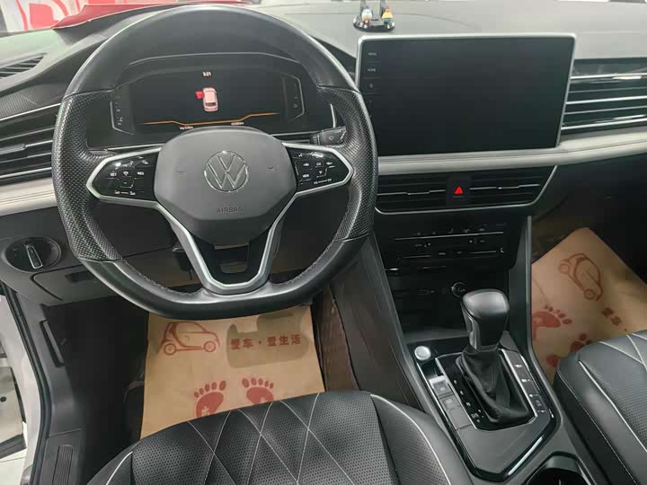 Фото 8 - Volkswagen Tiguan L Pro