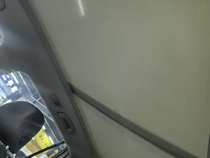 Фото 9 - Volkswagen Tiguan L Pro