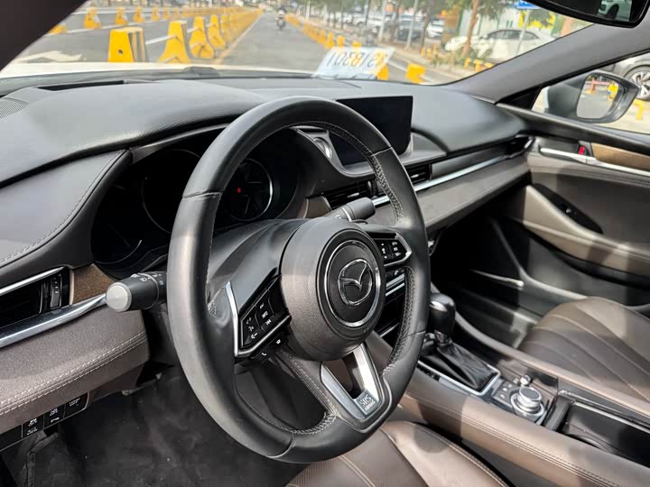 Фото 10 - Mazda Atenza