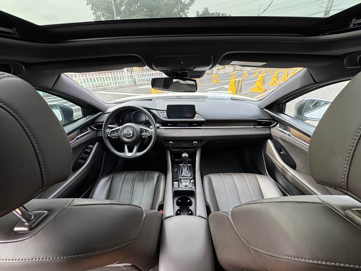 Фото 14 - Mazda Atenza