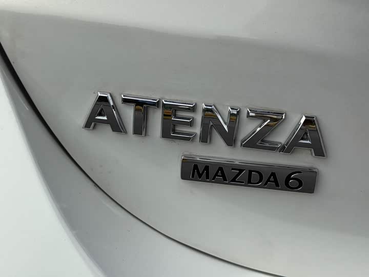 Фото 15 - Mazda Atenza