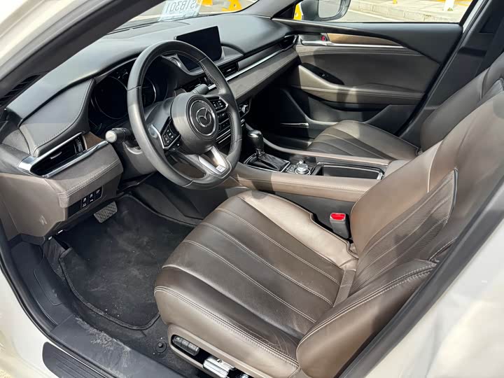 Фото 9 - Mazda Atenza