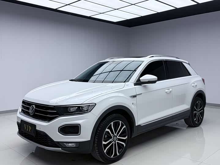 Фото 1 - Volkswagen T-Roc