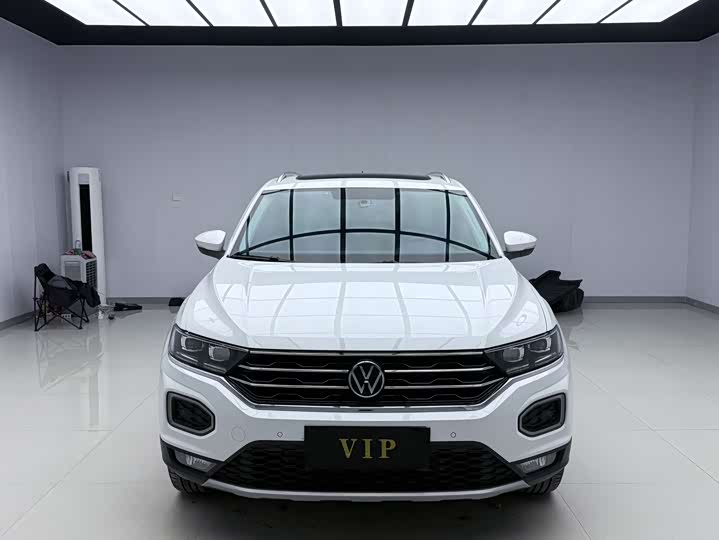 Фото 2 - Volkswagen T-Roc