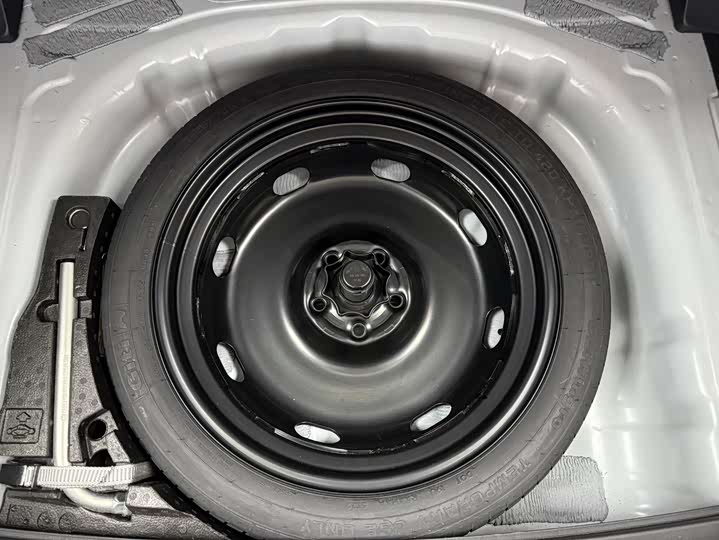 Фото 21 - Volkswagen T-Roc