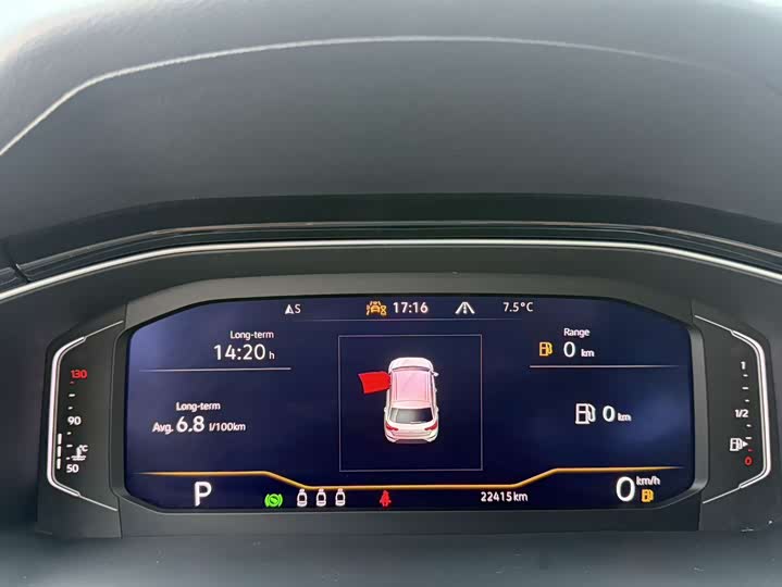 Фото 23 - Volkswagen T-Roc