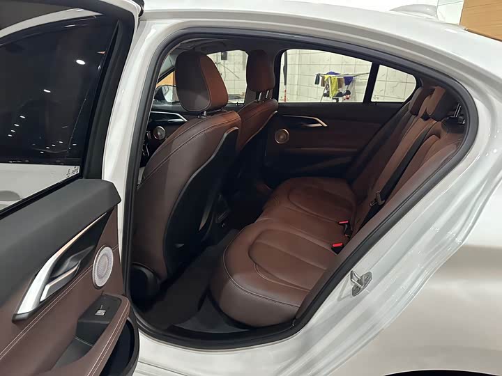 Фото 17 - BMW 1 Series