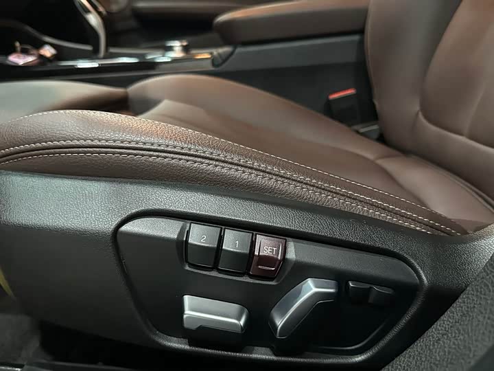 Фото 9 - BMW 1 Series