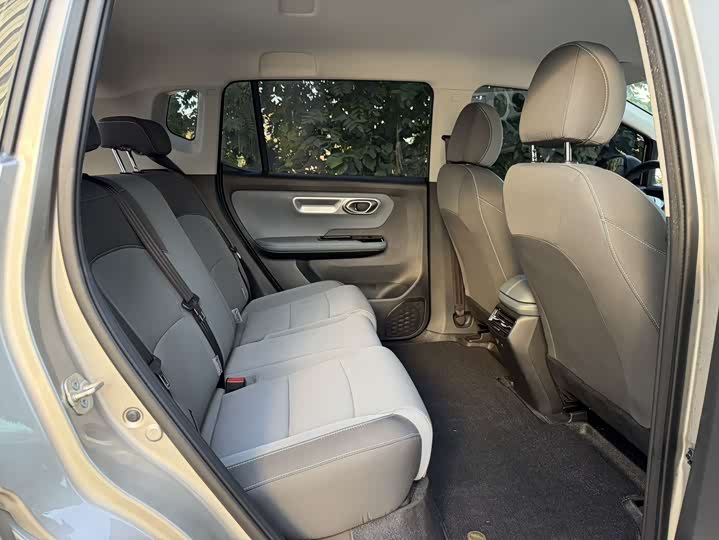 Фото 13 - GAC Aion Y