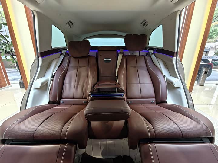 Фото 12 - Mercedes-Benz Maybach GLS