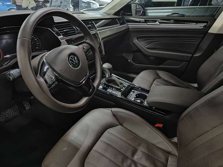 Фото 15 - Volkswagen Phideon